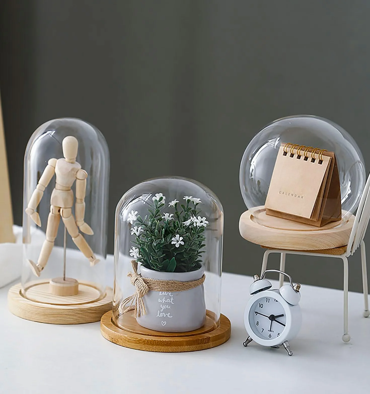 Cloche en Verre avec Base en Bois, diamètre 20 cm. Cloche en Verre avec Base en Bois Massif for Exposer Plantes, Ornements et Figurines.(20 * 30cm)