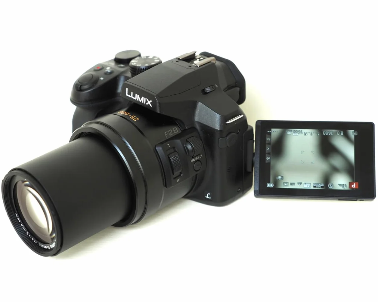 Panasonic Lumix FZ300 Kamera Mostowa + 12 MP, 24-krotny Zoom, Stały F2.8, Wizjer OLED, Obrotowy Ekran Dotykowy, Wideo 4K, stabilizacja, Czarny, 19.2 x 16 x 12.4 cm