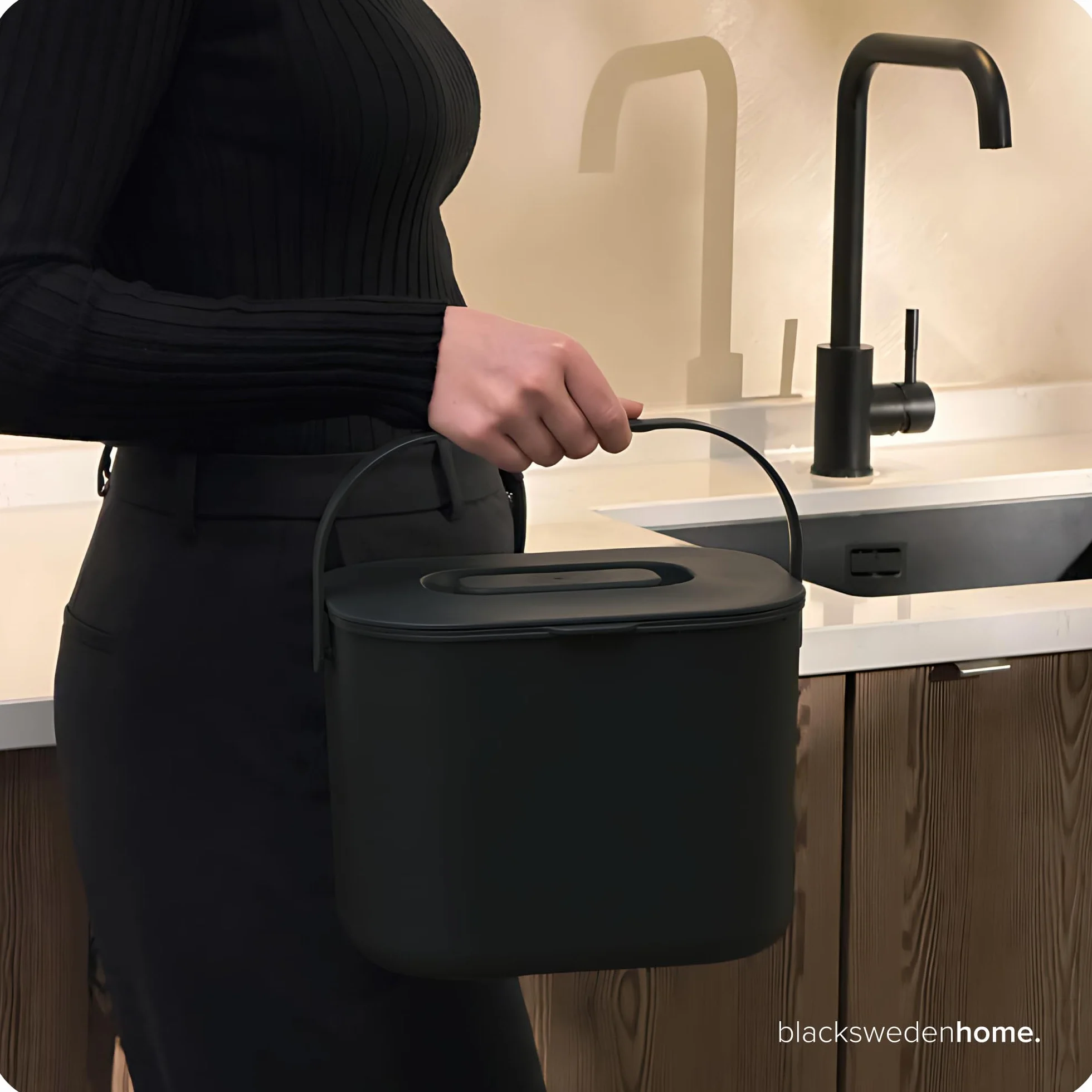 Seau à Déchets Alimentaires 7L Inodore avec Couvercle Passe au Lave-Vaisselle - Poubelle de Cuisine pour Compost Noir