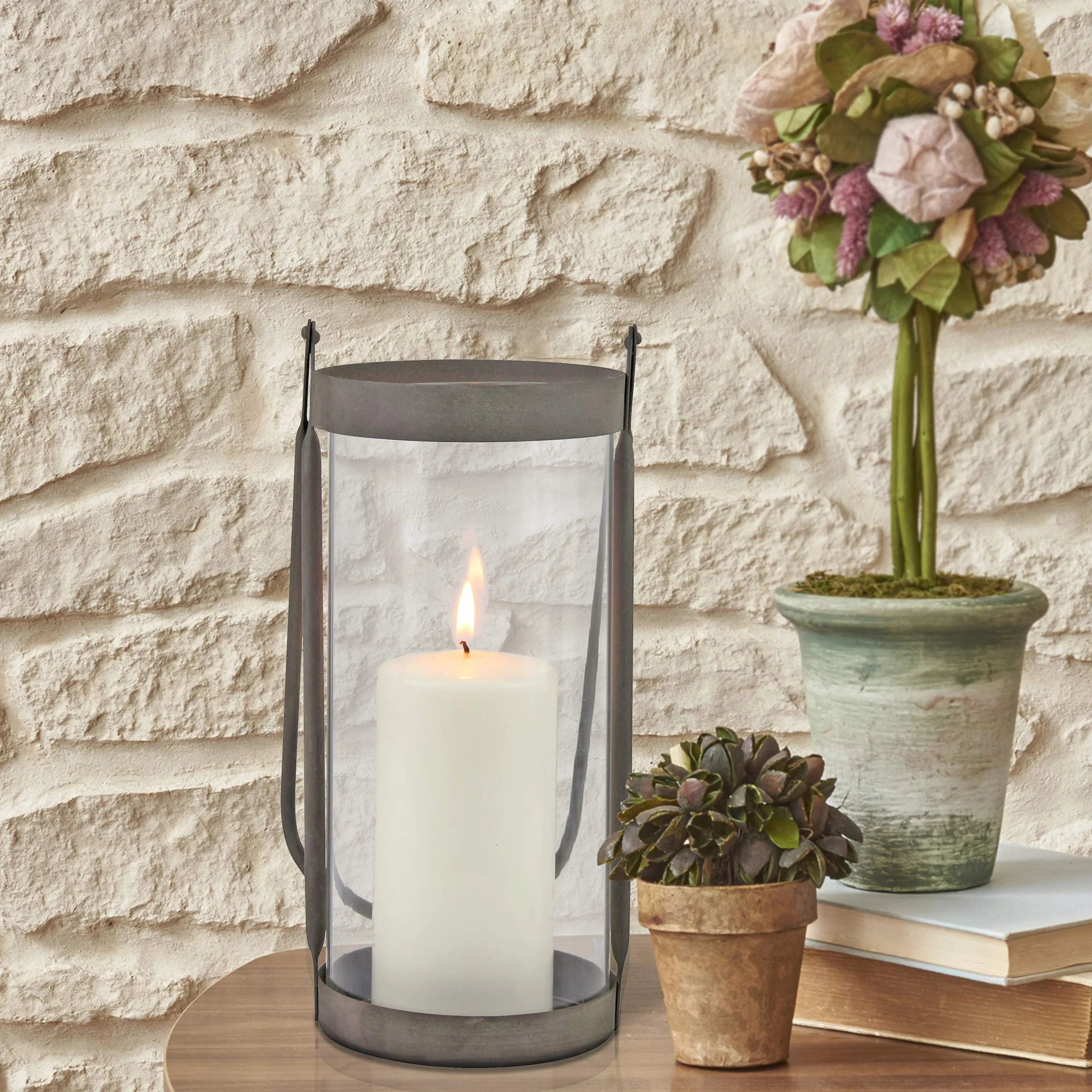 Stonebriar Lanterne à Bougie cylindrique en Verre Industriel avec Cadre et poignée en métal zingué Rustique