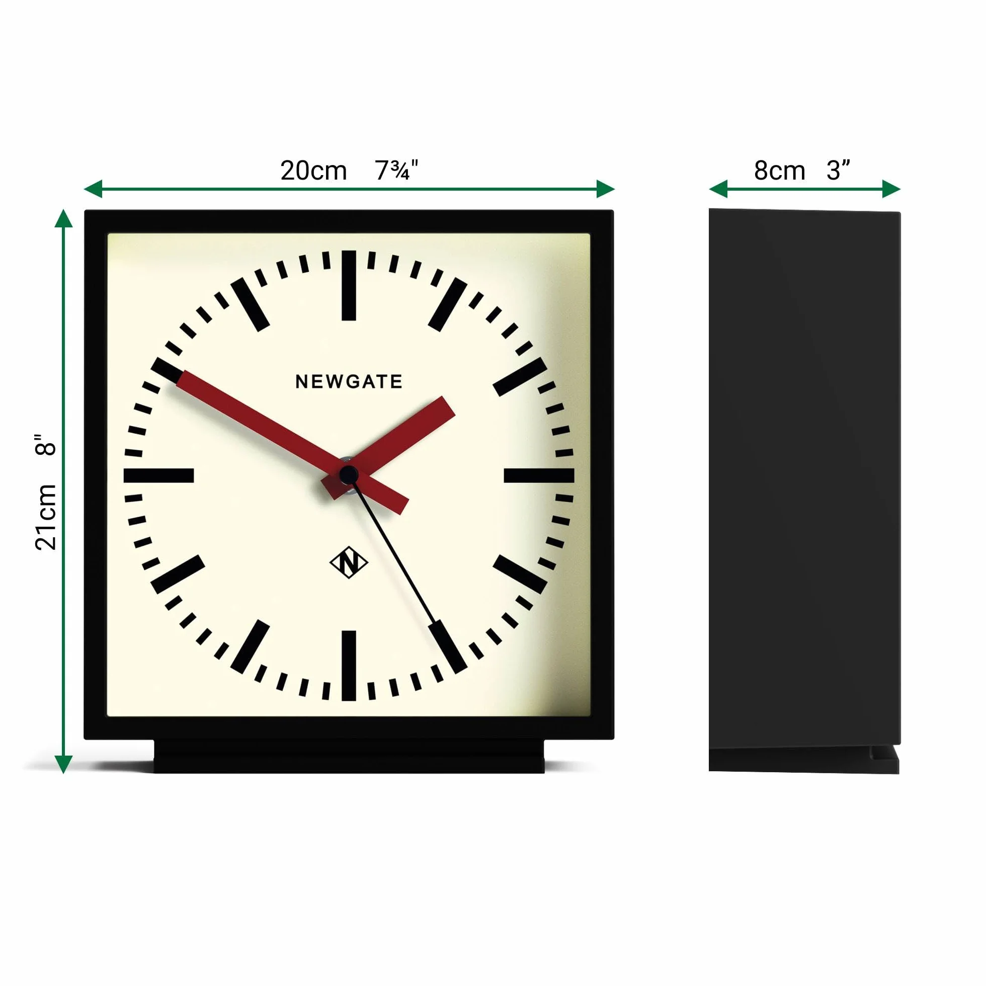 NEWGATE® Amp Horloge de Bureau | Conception carrée d’Horloge de Station | Boîtier Noir à Aiguilles Rouges | Style Moderne pour Bureau, Plateau, cheminée, étagère ou Table de Chevet