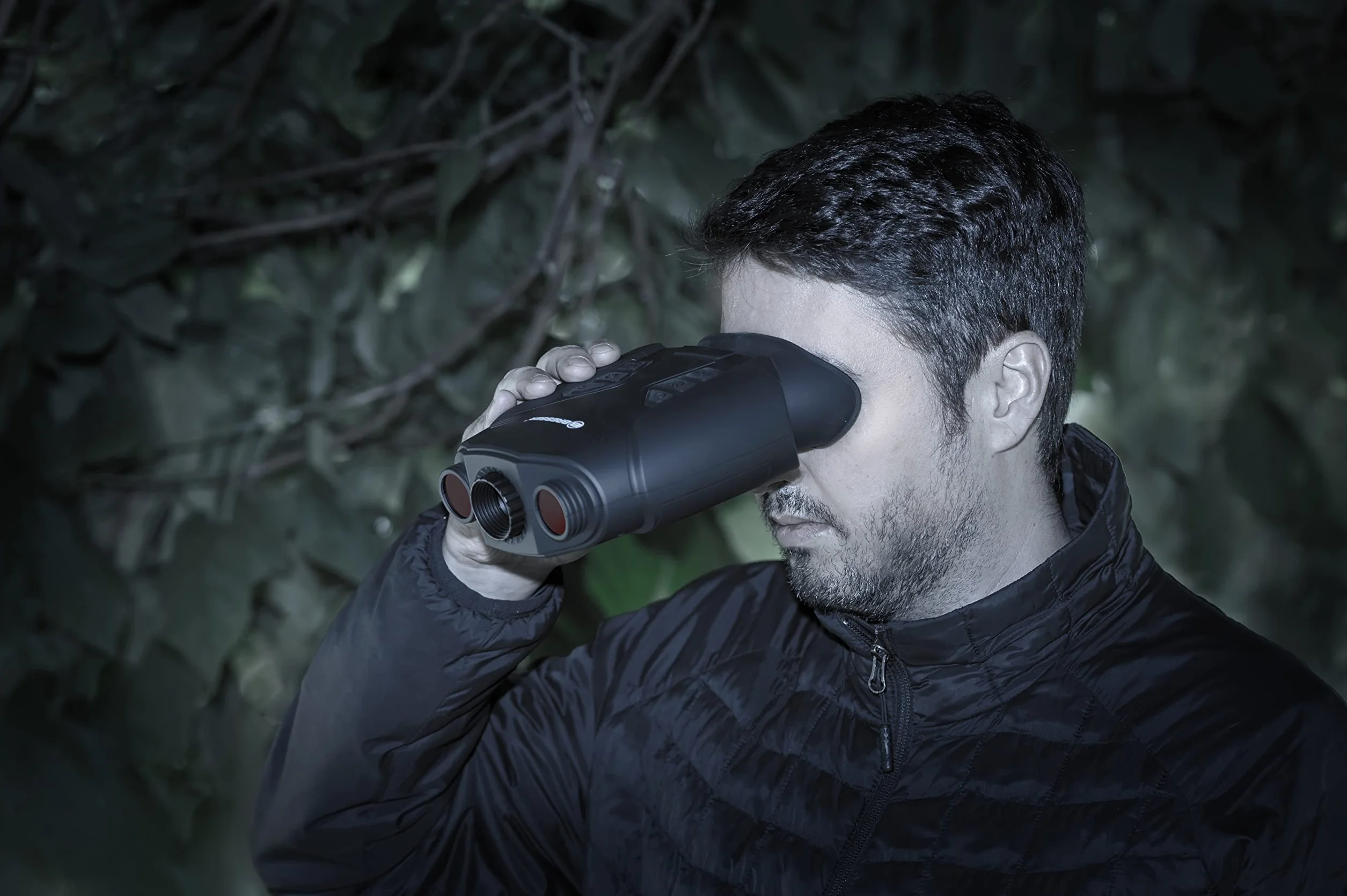 Bresser Cyfrowy noktowizor Binokular 3X Nightlux 200 Pro z zoomem cyfrowym (2-krotny), oświetleniem na podczerwień, dużym wyświetlaczem, funkcją zdjęć i wideo