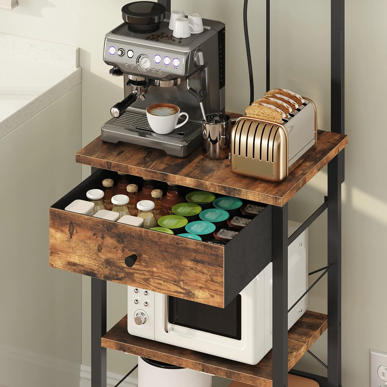 MAHANCRIS Étagère de Boulanger avec Tiroir et Prise de Courant, Support pour Micro-Ondes, Bar à Café, 4 Crochets en S, pour Cuisine, Salon, Salle à Manger, Marron Rustique ABRHR48UE01