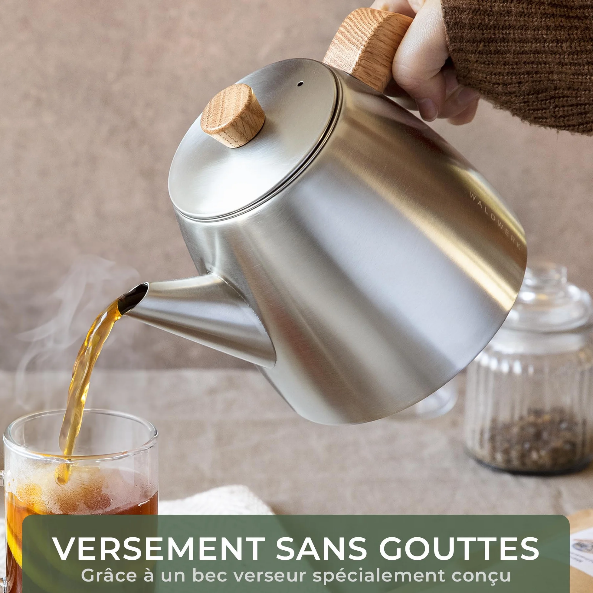 WALDWERK Théière avec Infuseur Inox à Double Paroi - Isotherme avec Poignées en Chêne - 100% Anti-goutte