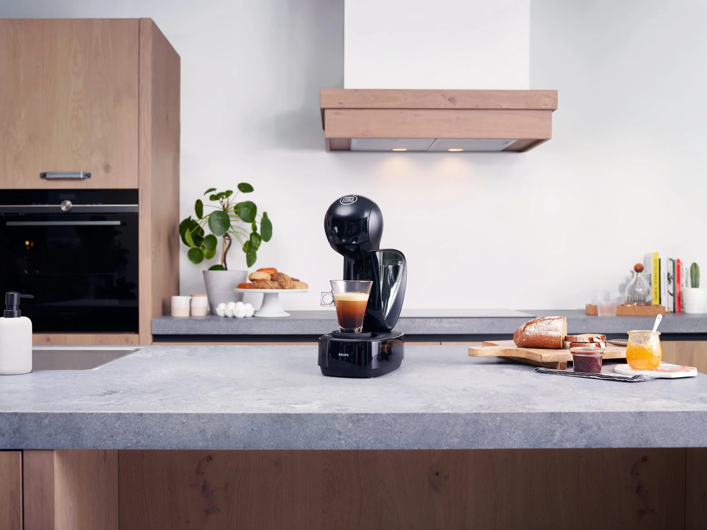 Krups Nescafé Dolce Gusto Machine à café capsules, 15 bars, Multi-boissons froides ou chaudes, Grand réservoir, Mode éco, Cafetière dosettes, Infinissima, Gris KP173B10