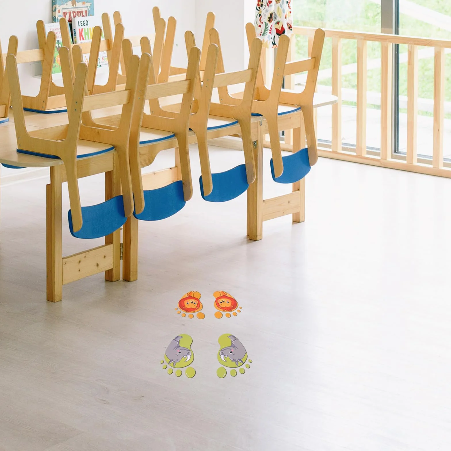 PRETYZOOM Lot De 6 Autocollants De Sol Imperméables Empreintes Pied Enfant Motifs Animaux Jungle 5.31x3.94 Pouces