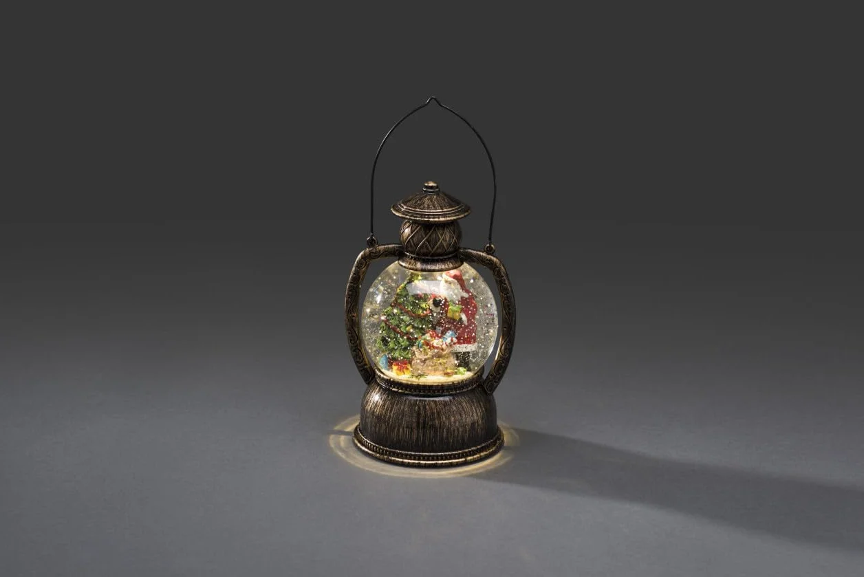 Lanterne à bille LED Konstsmide 3497-000 Père Noël, avec minuterie de 5 h, remplie d'eau, blanc chaud, à piles, intérieure, scène du père Noël, diamètre 12,7 cm