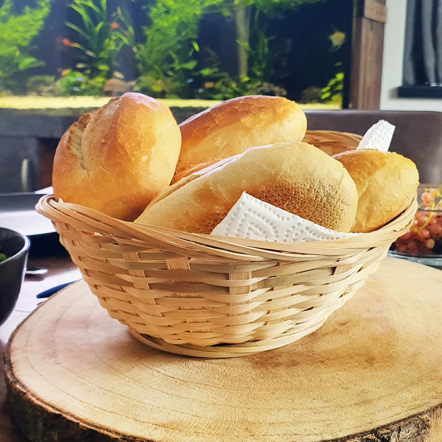 COM-FOUR 10x panier en raphia naturel pour décoration de Pâques - nid de Pâques - ovale 11,5 cm