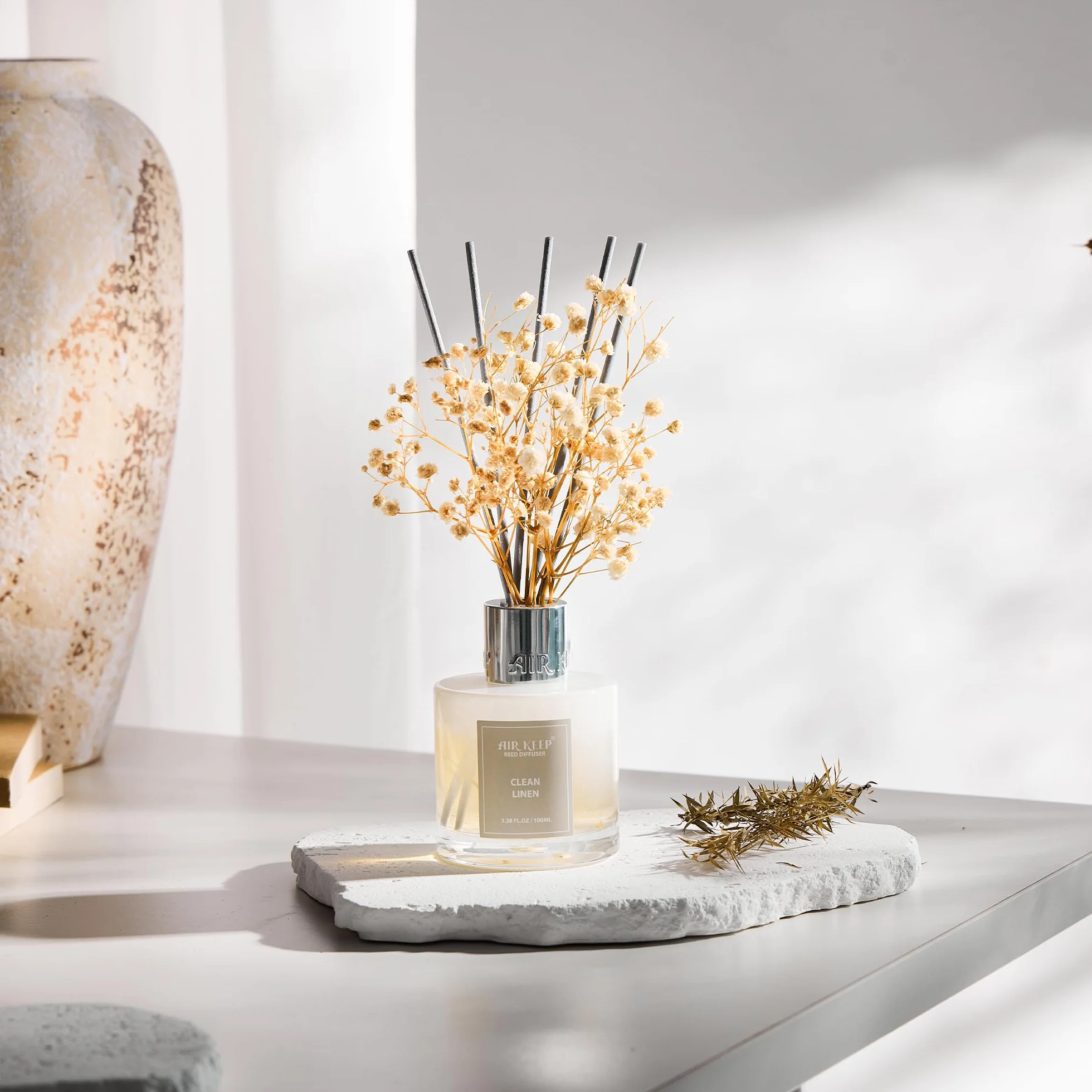 Airkeep Diffuseur de Parfum Clean Linen 100ml, Maison avec 8 Bâtonnets, Décoration Chambre Salon Salle de Bain Bureau