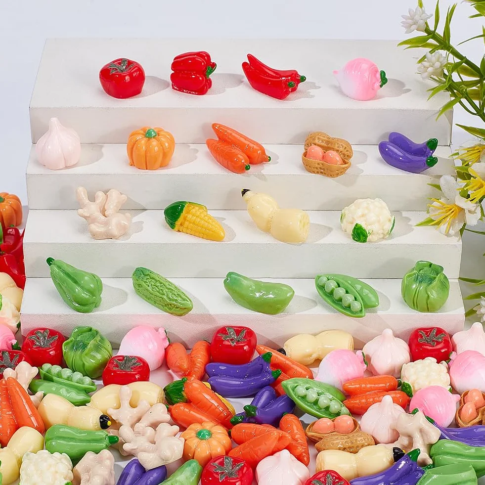 CRAFTMELODY 100Pcs Mini Figurines Légumes Artificiels Faux Tomates Carottes Oignon Champignon Décorations