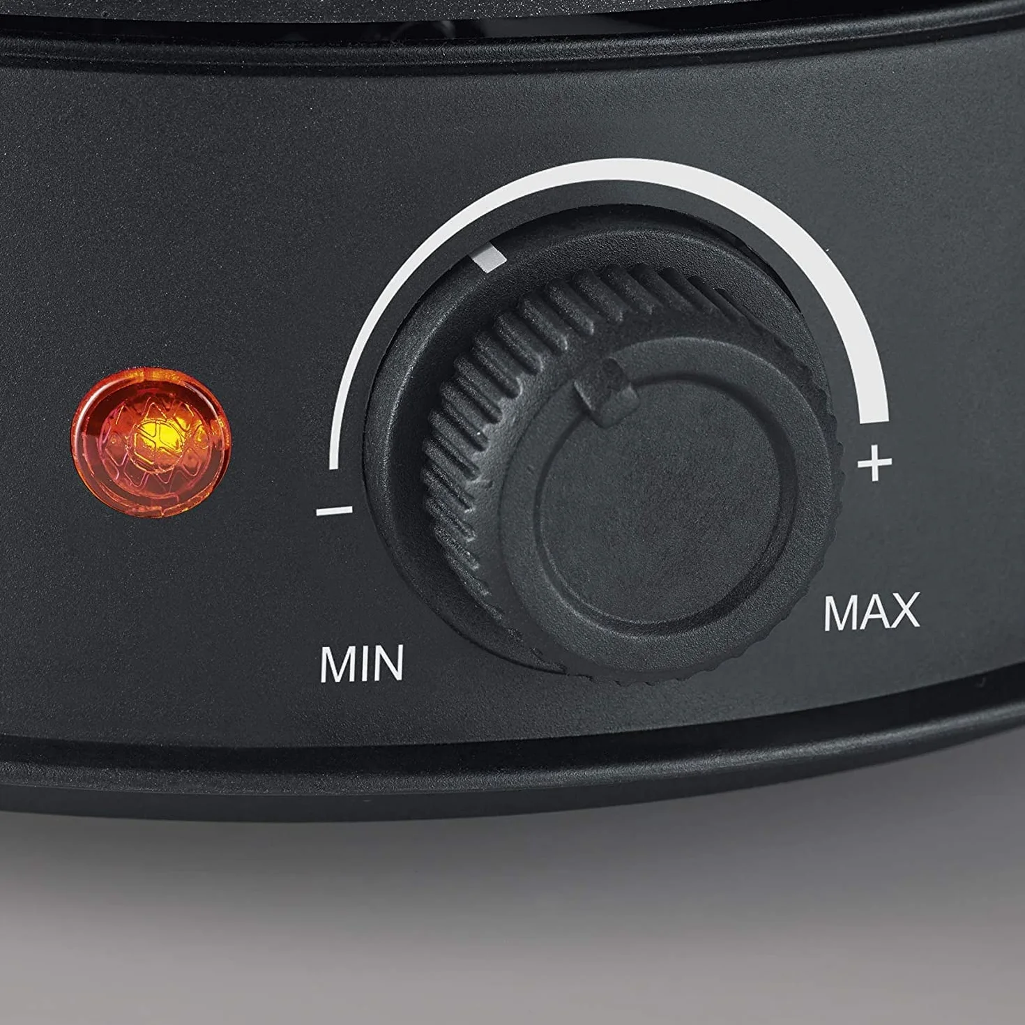 SEVERIN Fondue électrique 8 personnes avec caquelon inox amovible, Inclus : Protection antiprojections et 8 fourchettes, Noir/Inox, FO 2470