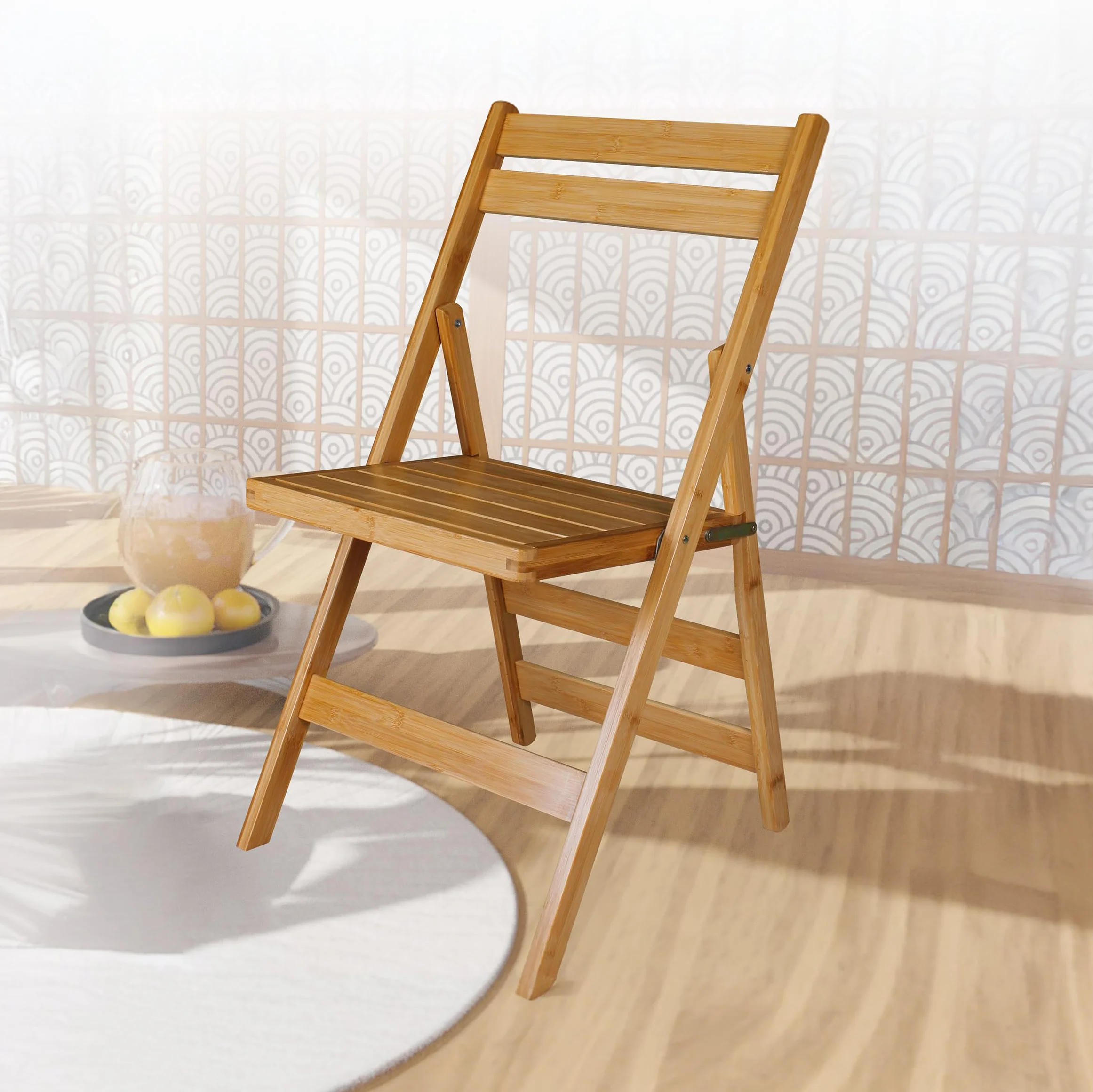 Spetebo Lot de 4 chaises pliantes en bambou naturel - Charge maximale : 120 kg - Chaise de cuisine pliable en bois FSC - Chaise classique pour un usage domestique