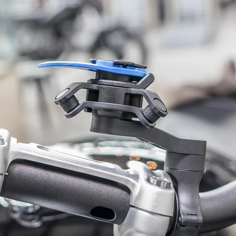 Quad Lock Kierownica Motocyklowa Uchwyt Telefonu Zestaw z Amortyzatorem Drgań i iPhone 16 MAG Etui