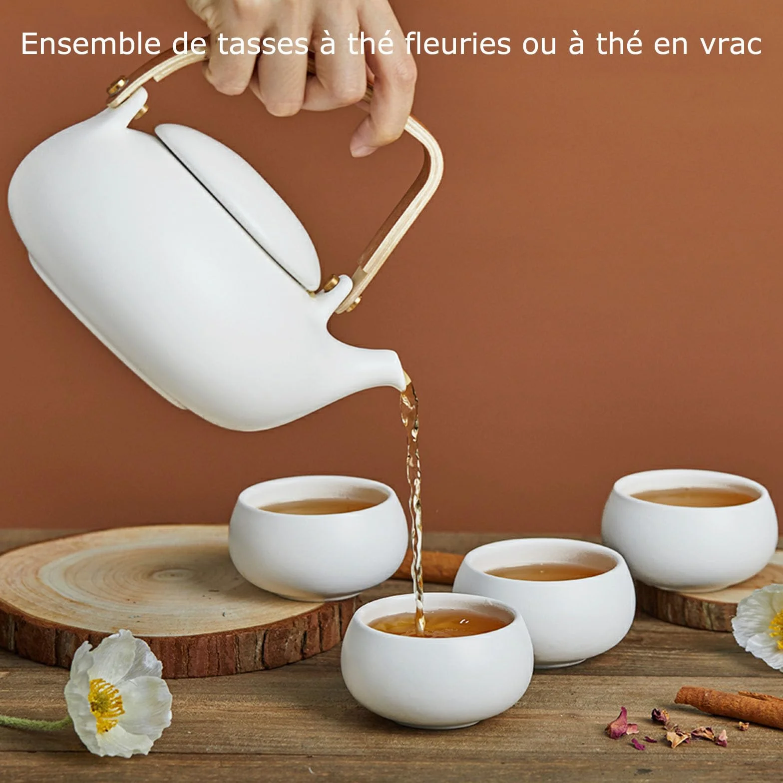 ZENS Theiere avec infuseur, Théière en japonaise avec 4 tasse pour le thé en vrac, blanc céramique Théière avec filtre en acier inoxydable 304 pour les fleurs Thé, manche en bois moderne