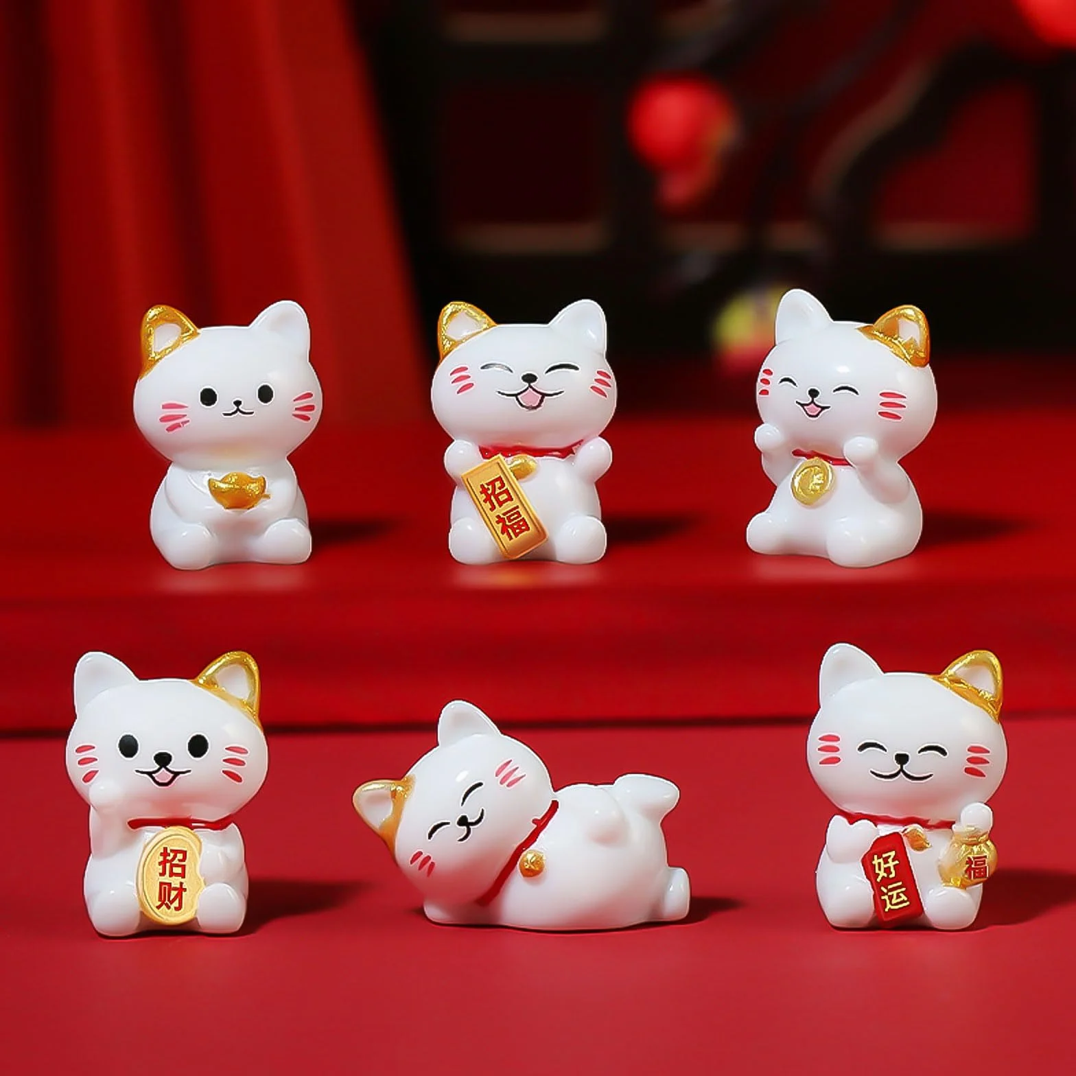 Mini Figurines de Chat Maneki Neko 2,6cm, Statuette Chat Porte-Bonheur Chinois pour Déco Maison Bureau