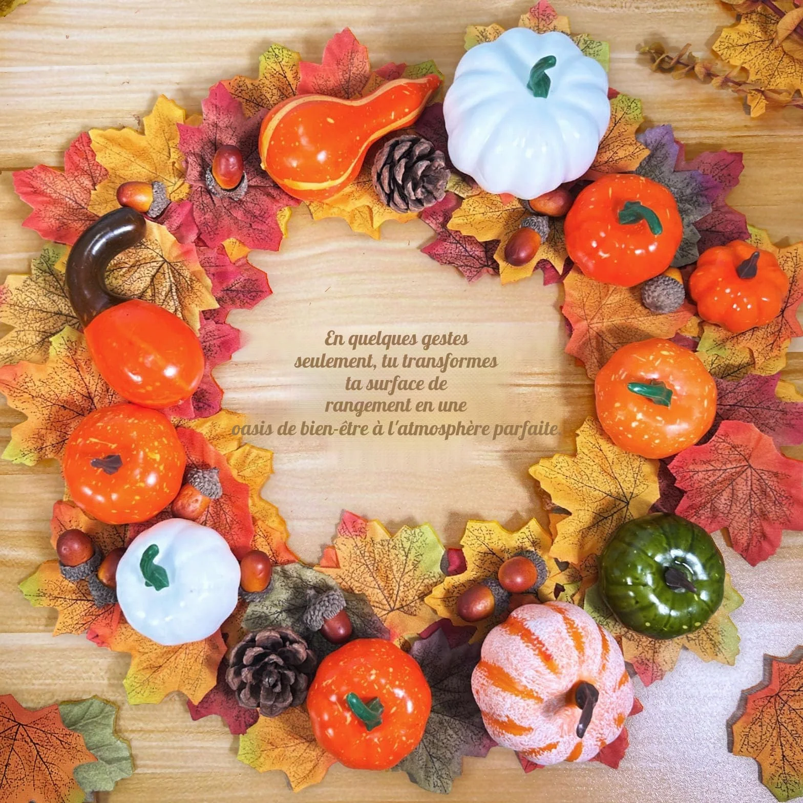 Lot de Mini Citrouille Deco Automne, Feuilles d'Érable, Pommes de Pin, Glands, Fausse Feuille pour Halloween Thanksgiving