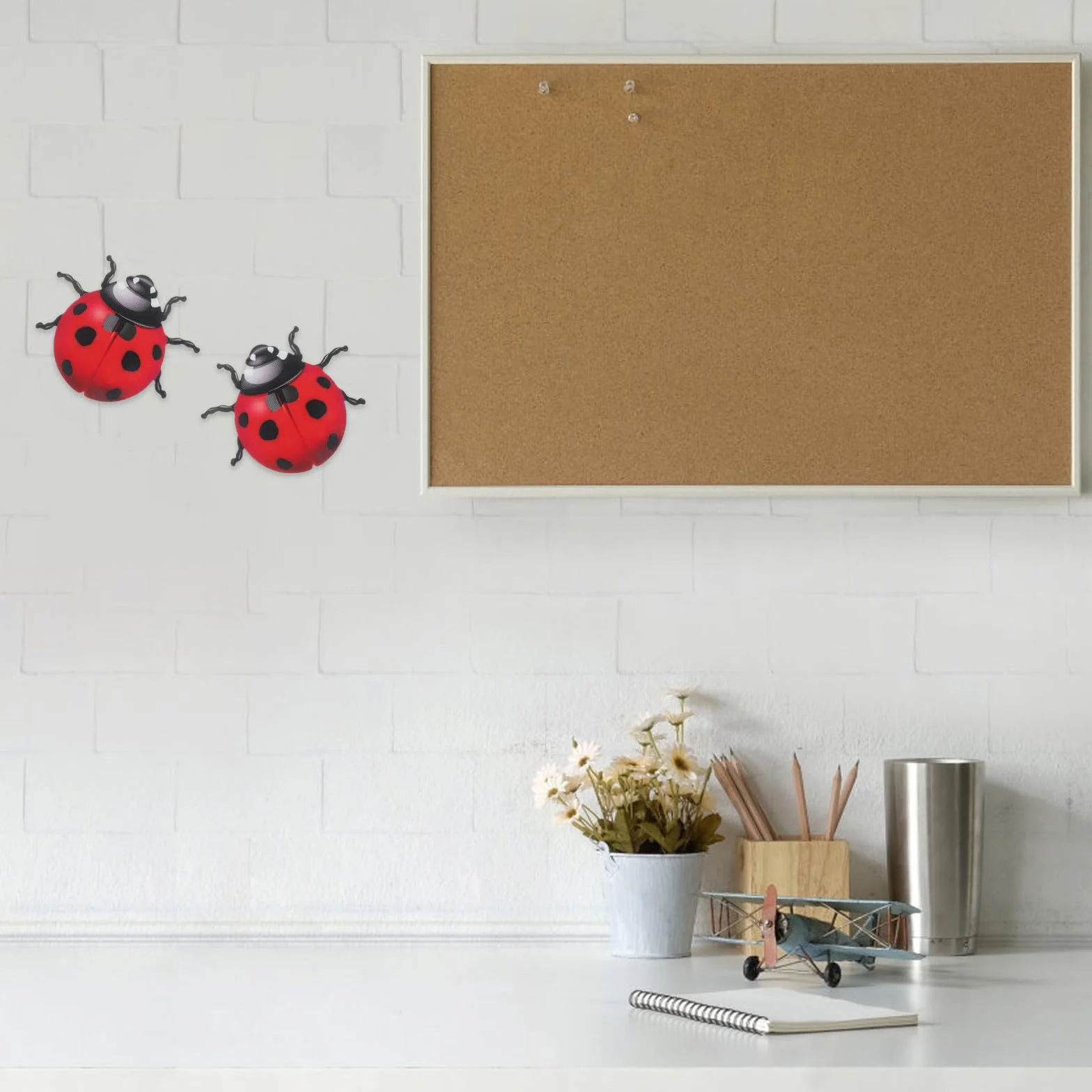 Toyvian Lot de 2 Coccinelles Murales en Fer Forgé Rouge, Décoration Murale Métal pour Salon Jardin Patio