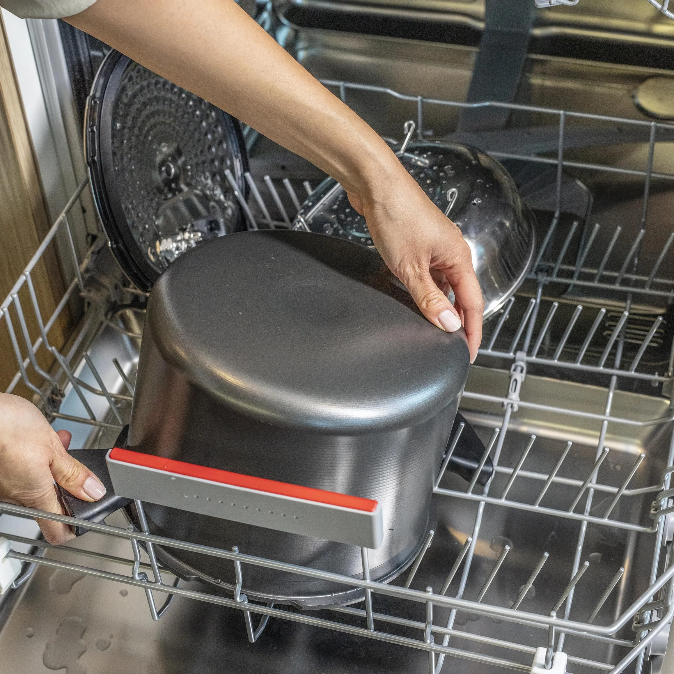 Moulinex Cookeo Multicuiseur intelligent,Capacité 6 L,Haute pression,Ecran intuitif,Guide de cuisson pas à pas+Moulinex Extra Crisp Couvercle Cookeo,Recettes croustillantes,4 programmes automatiques