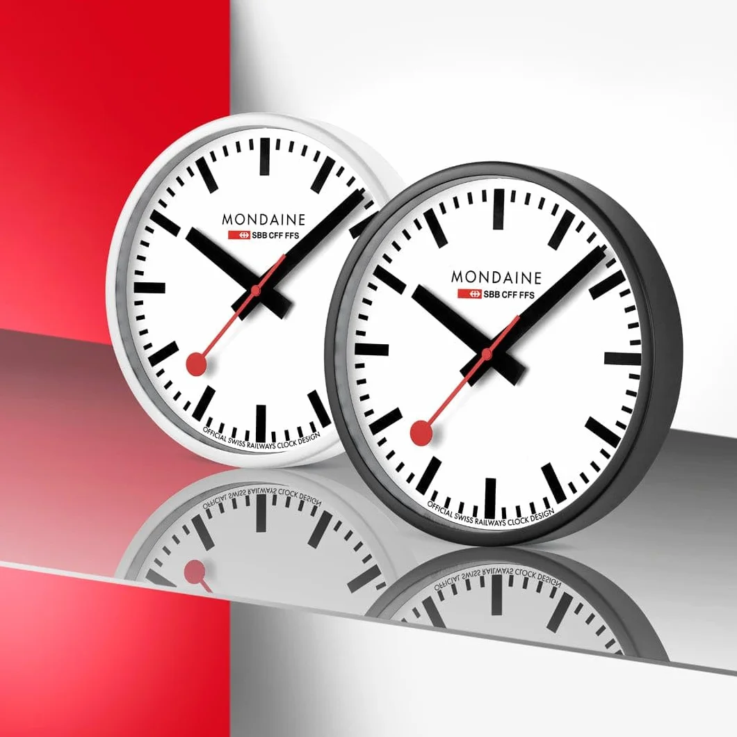 Mondaine Horloge de Gare Suisse Officielle 25 cm Quartz Aluminium Noir Verre minéral trempé