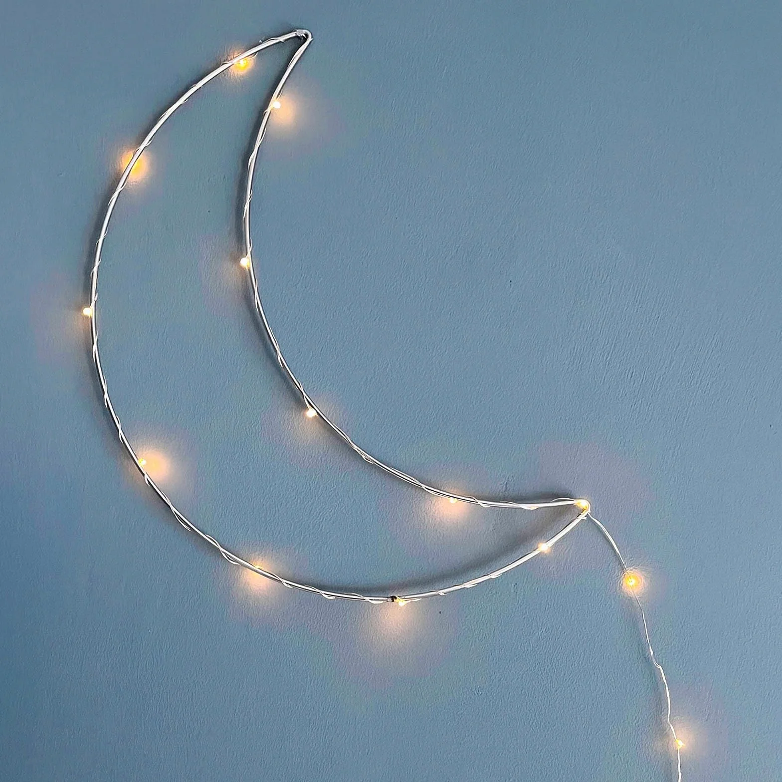 Vaessen Creative Lune en Métal Ø 32 cm x 3 mm Cerceau Argenté pour Attrape-Rêve Broderie Décoration Art Mural Macramé DIY