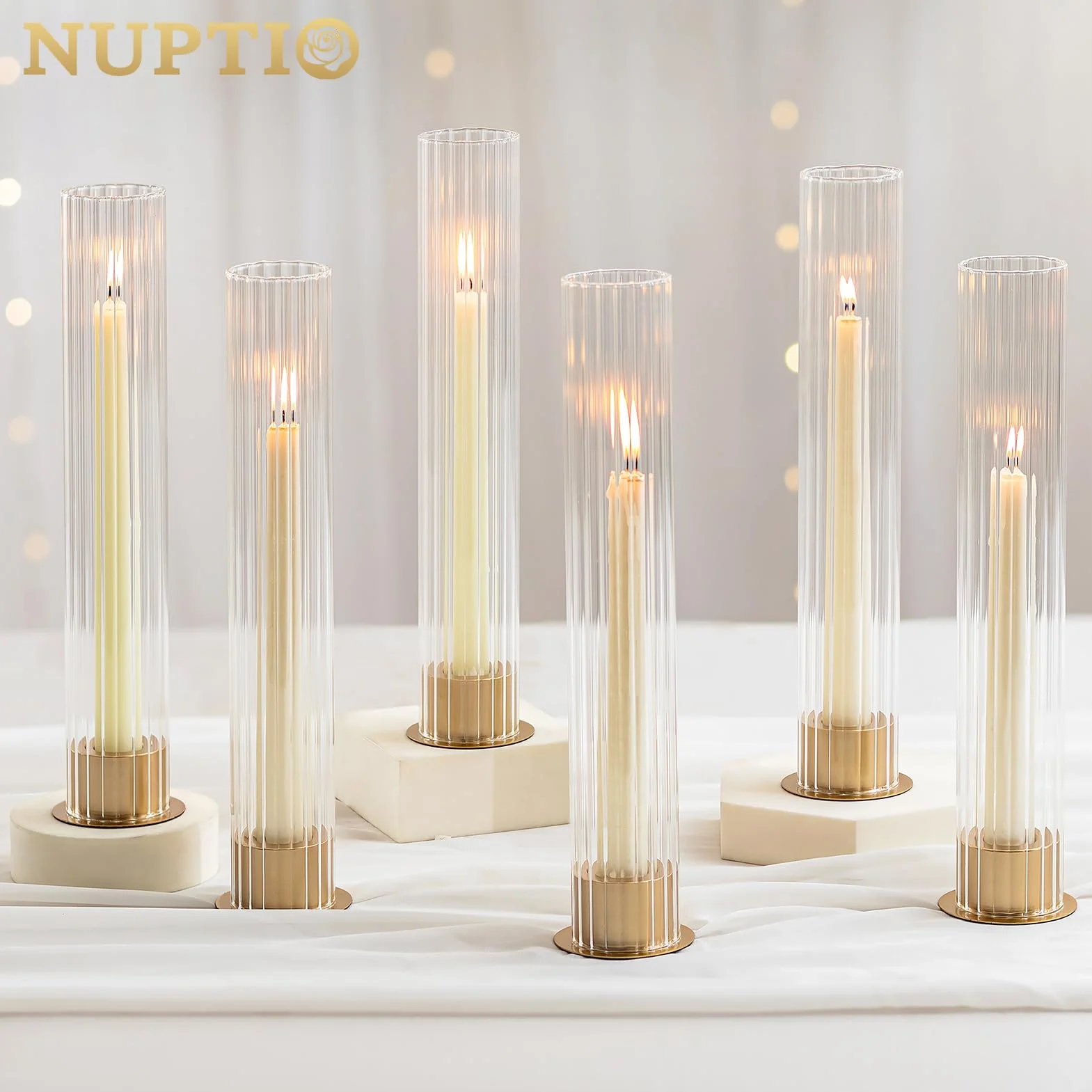 NUPTIO Bougeoir Hurricane pour centre de table : lot de 10 bougeoirs coniques en métal avec cylindres en verre cannelé – Bougeoirs dorés en vrac pour décoration de table de fête en plein air, dîner