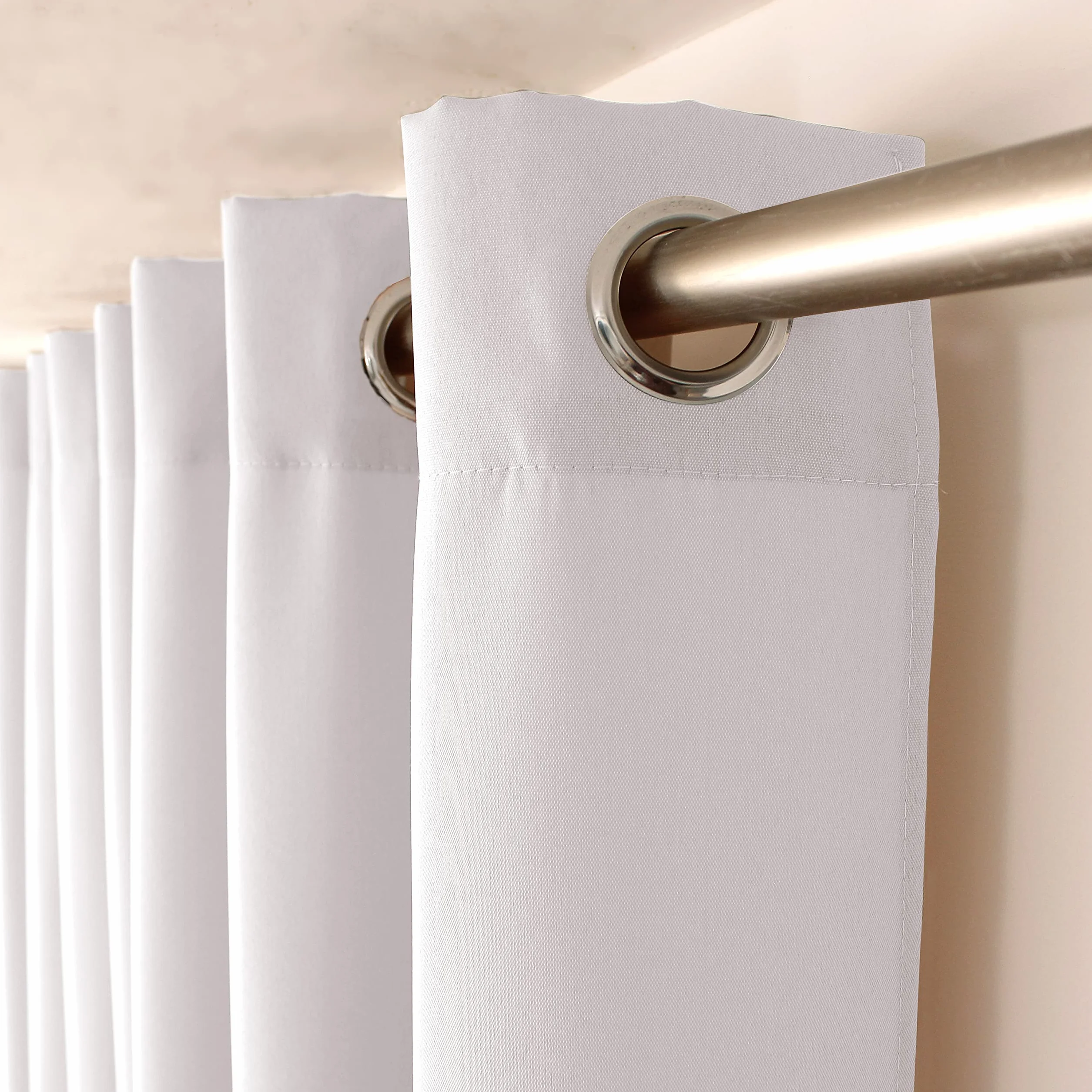ED ENJOY HOME Rideau Décoratif Œillets argentés 140x240 cm Blanc 100% Polyester Satiné