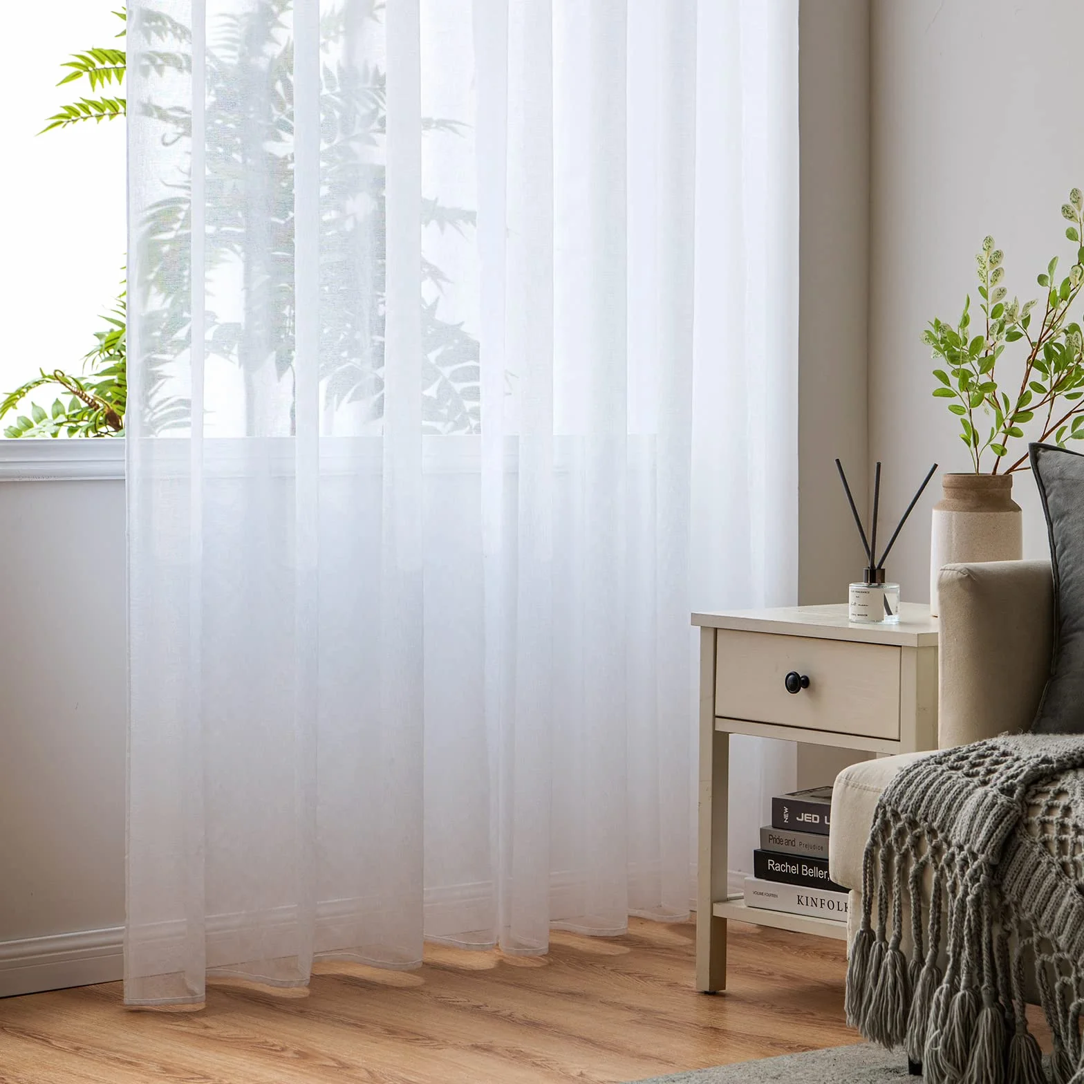 Lot de 2 Rideaux 140x225 cm Blanc Voilage à Oeillet Semi-Transparent pour Chambre Salon
