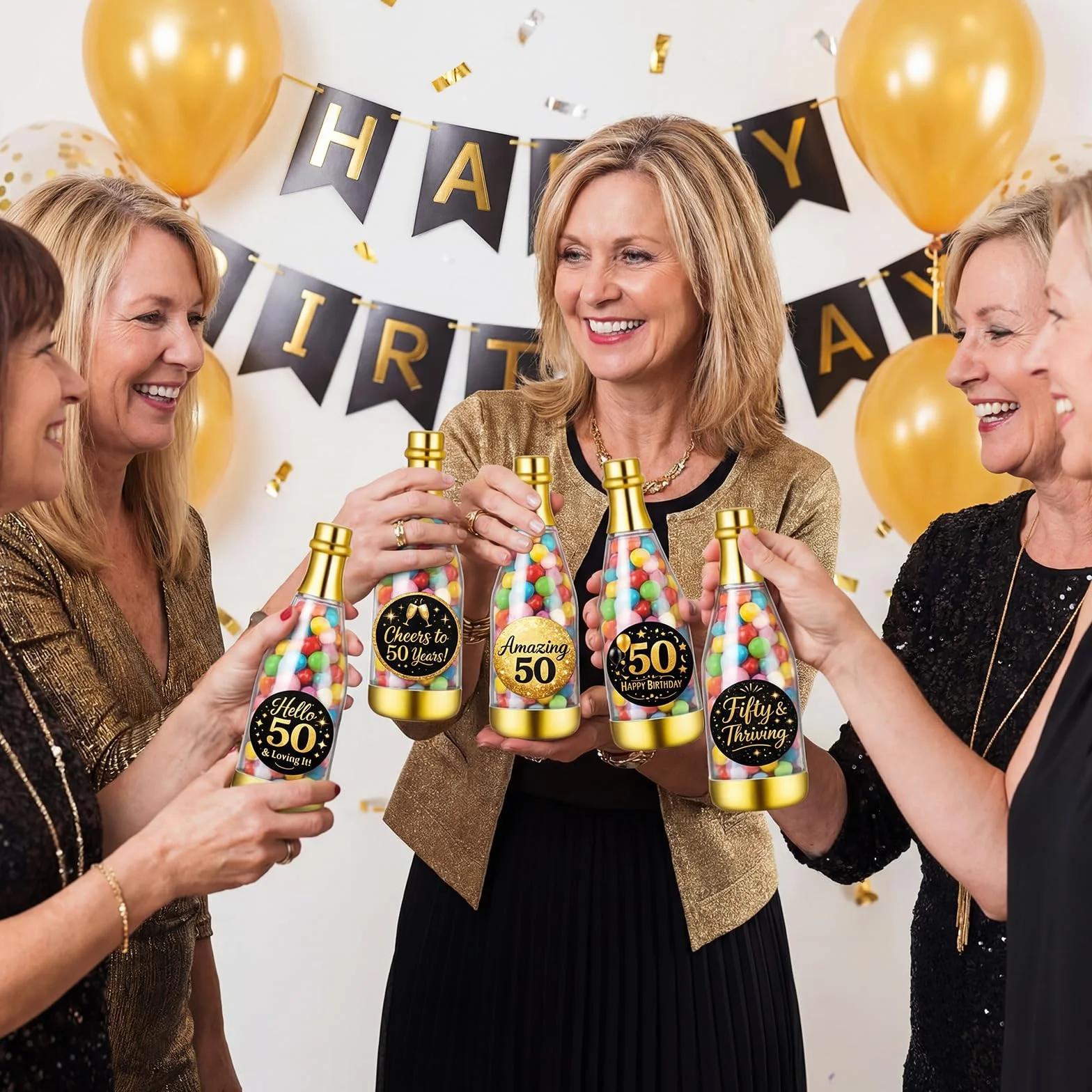 Domensi Lot de 24 mini bouteilles de champagne dorées pour 50e anniversaire avec 24 autocollants, décorations de fête de 50e anniversaire, petits récipients à friandises pour bonbons et bonbons, noir