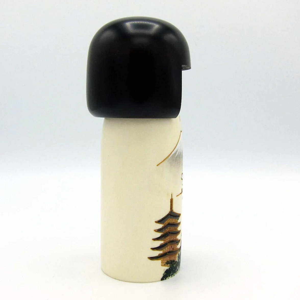 Usaburo Sosaku Kokeshi Doll Fujiyama fabriqué au Japon