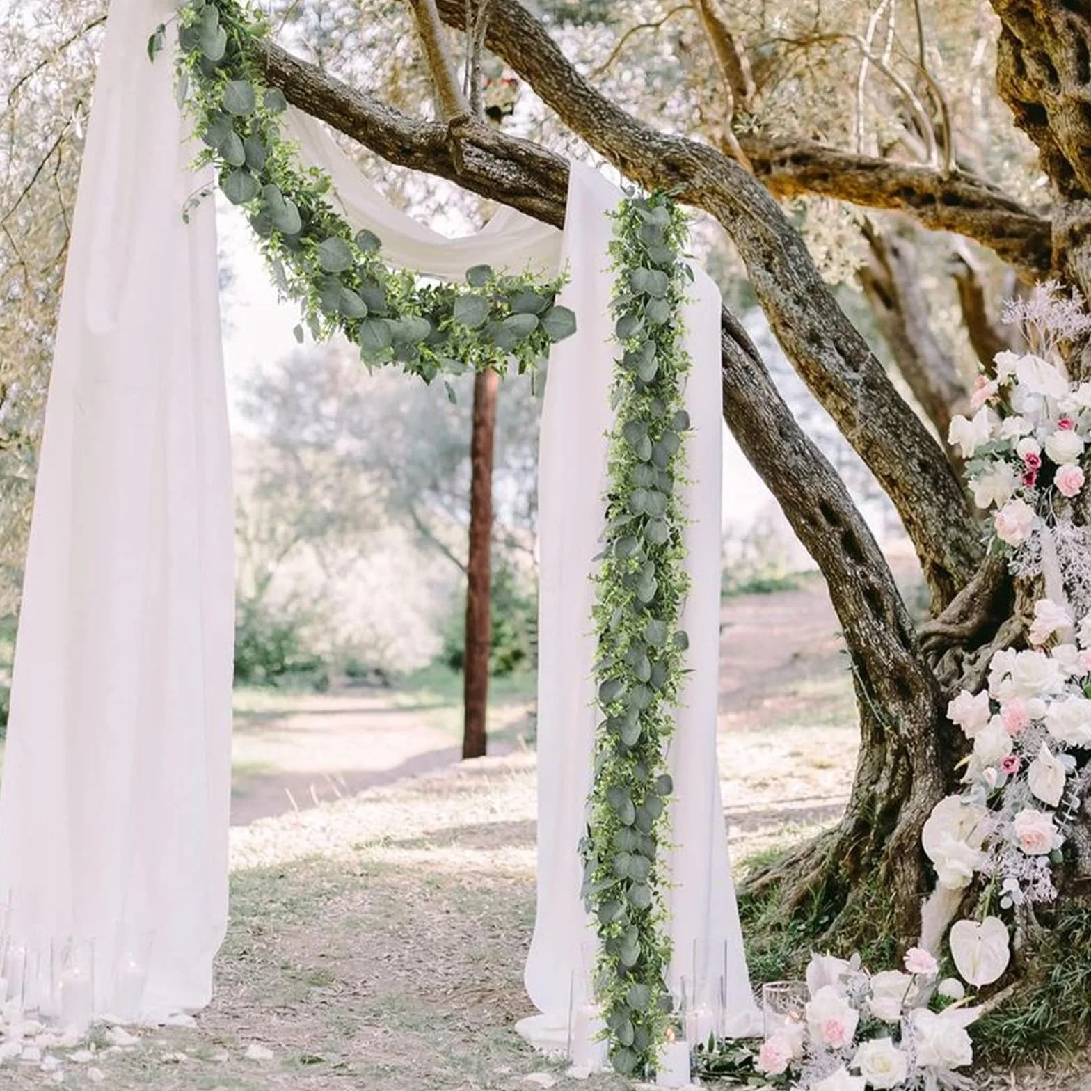 Guirlande Eucalyptus Artificielle 1,8 m avec Fleurs Blanches