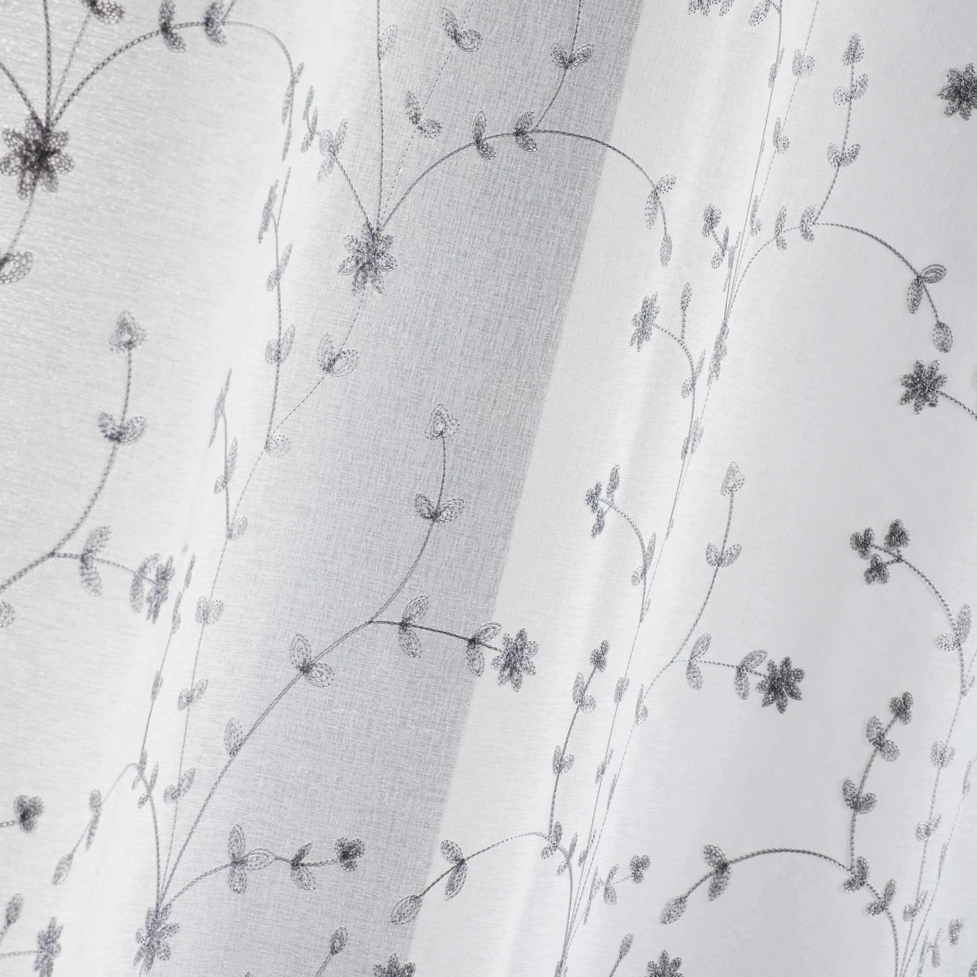 Voile Sablé Brodé Douceur d'Intérieur Petite Fleur Blanc/Gris 60x160 cm