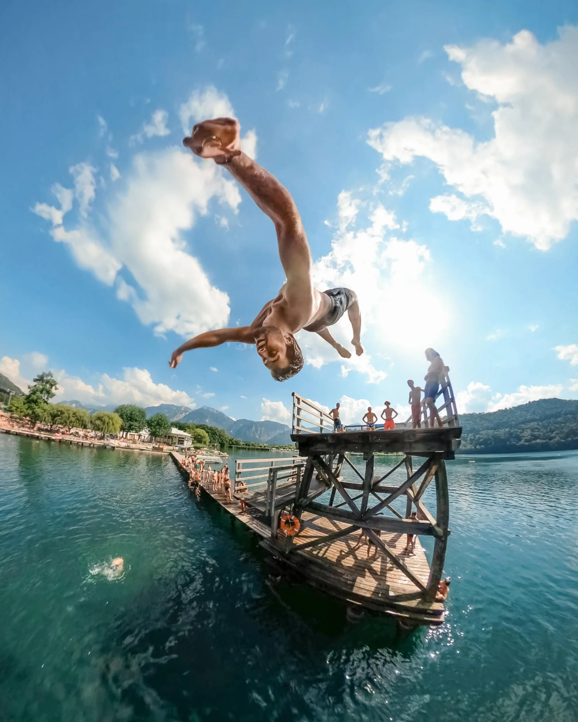 GoPro MAX — wodoodporna 360 + tradycyjna kamera akcji z ekranem dotykowym sferyczny 5.6K30 wideo HD 16.6MP zdjęcia 360 1080p stabilizacja transmisji na żywo, V2 2025