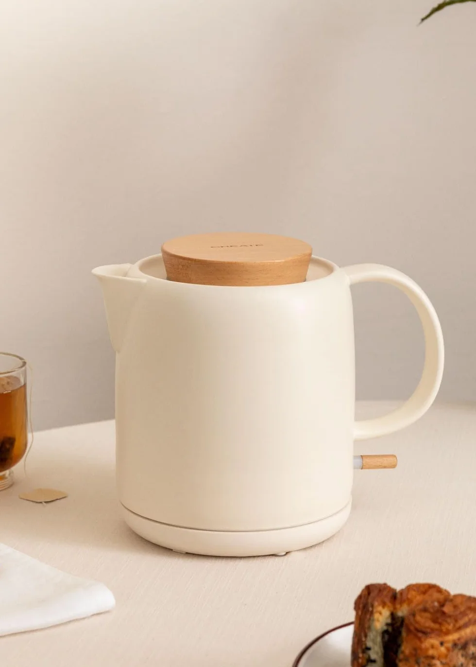 CREATE/KETTLE CERAMIC/Bouilloire électrique céramique Blanc cassé/Corps en céramique, chauffe en 5 minutes, capacité de 1L, système d'arrêt automatique, 1200W