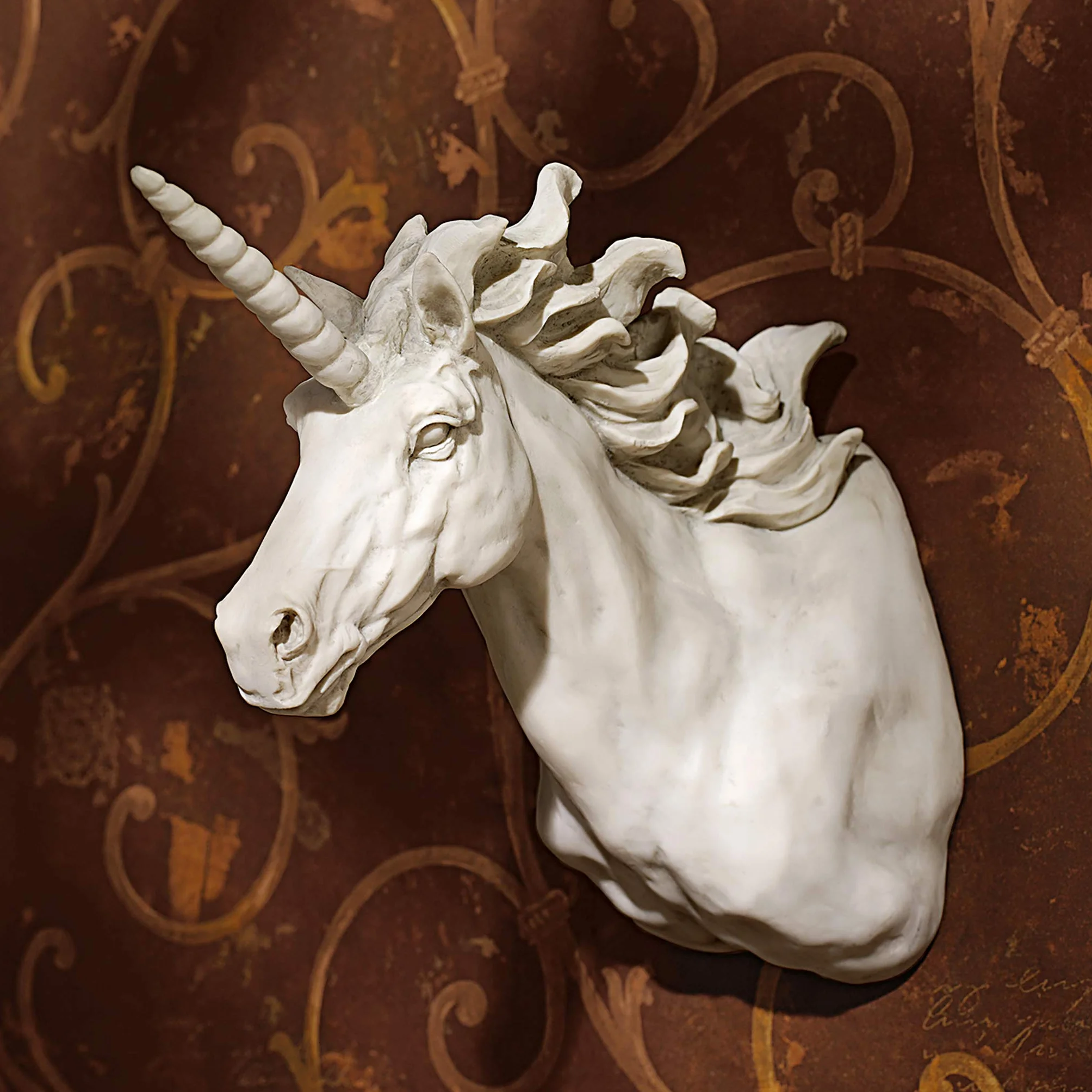 Design Toscano Sculpture murale trophée la licorne Alicorn, pierre ancienne