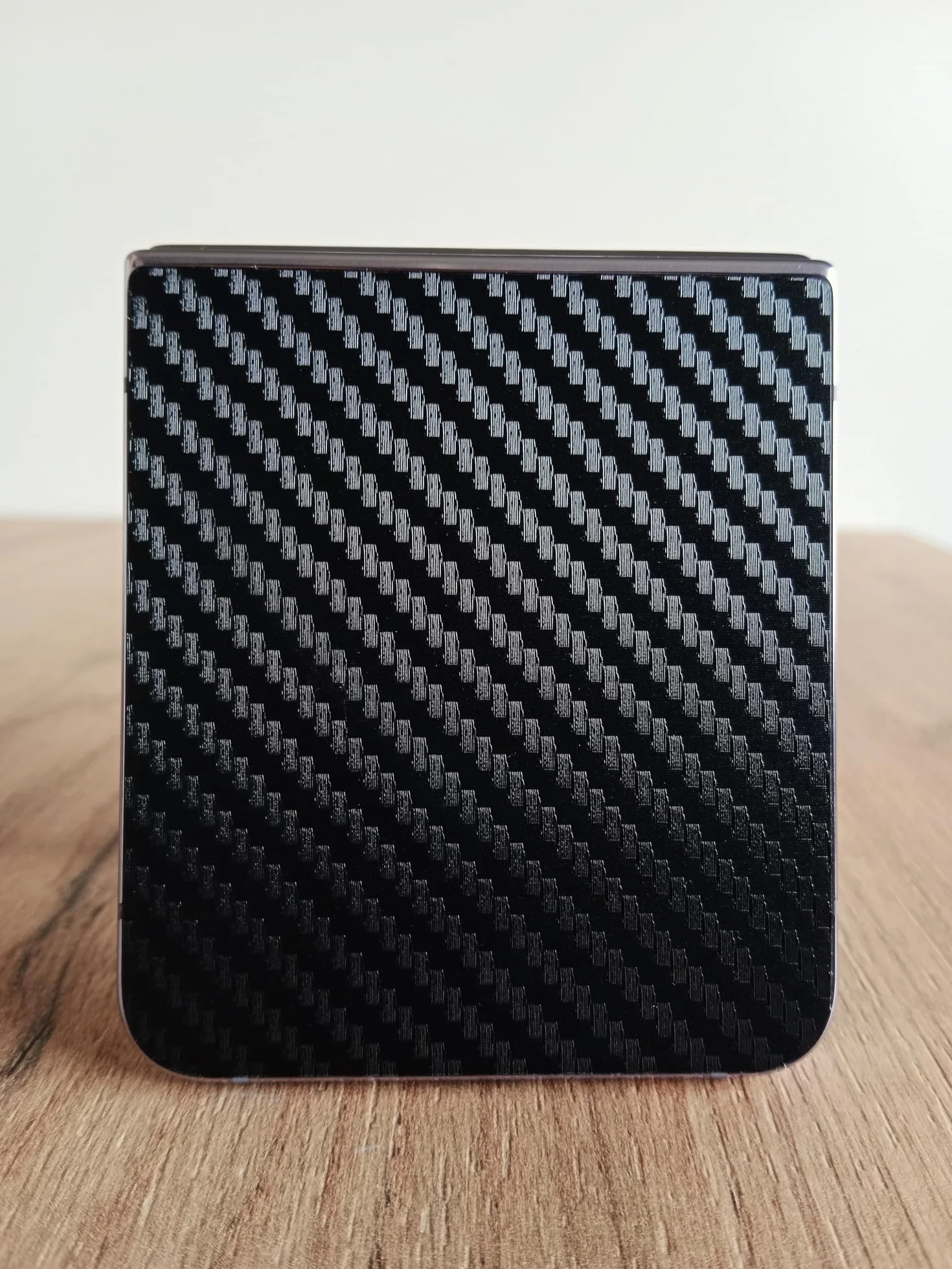 apgo Skins folia naklejka skórka strukturalna na TYŁ do OnePlus 11 - Carbon Czarny