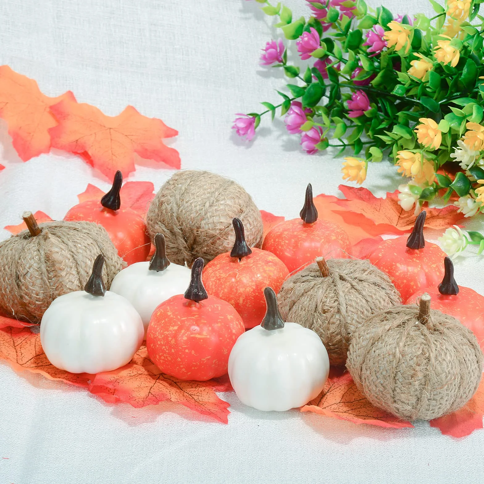 Cymax 22pcs Fausse Citrouille Décoratives avec 30 Feuilles d'érable Artificiel Décoration Automne