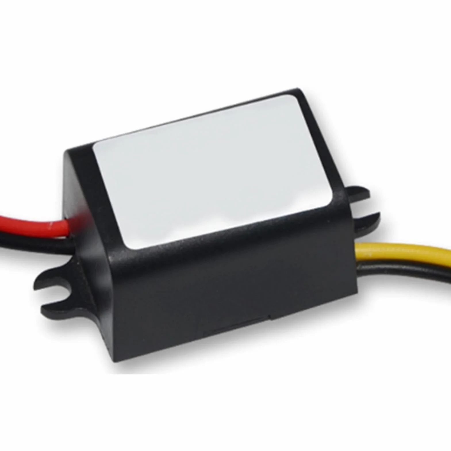 Wysoka wydajność od 12 V do 9 V 2A Kongresy Power Converter Wielokrotne Zabezpieczanie Pieniądze Pieniądze dla Przywództwa Samochodu