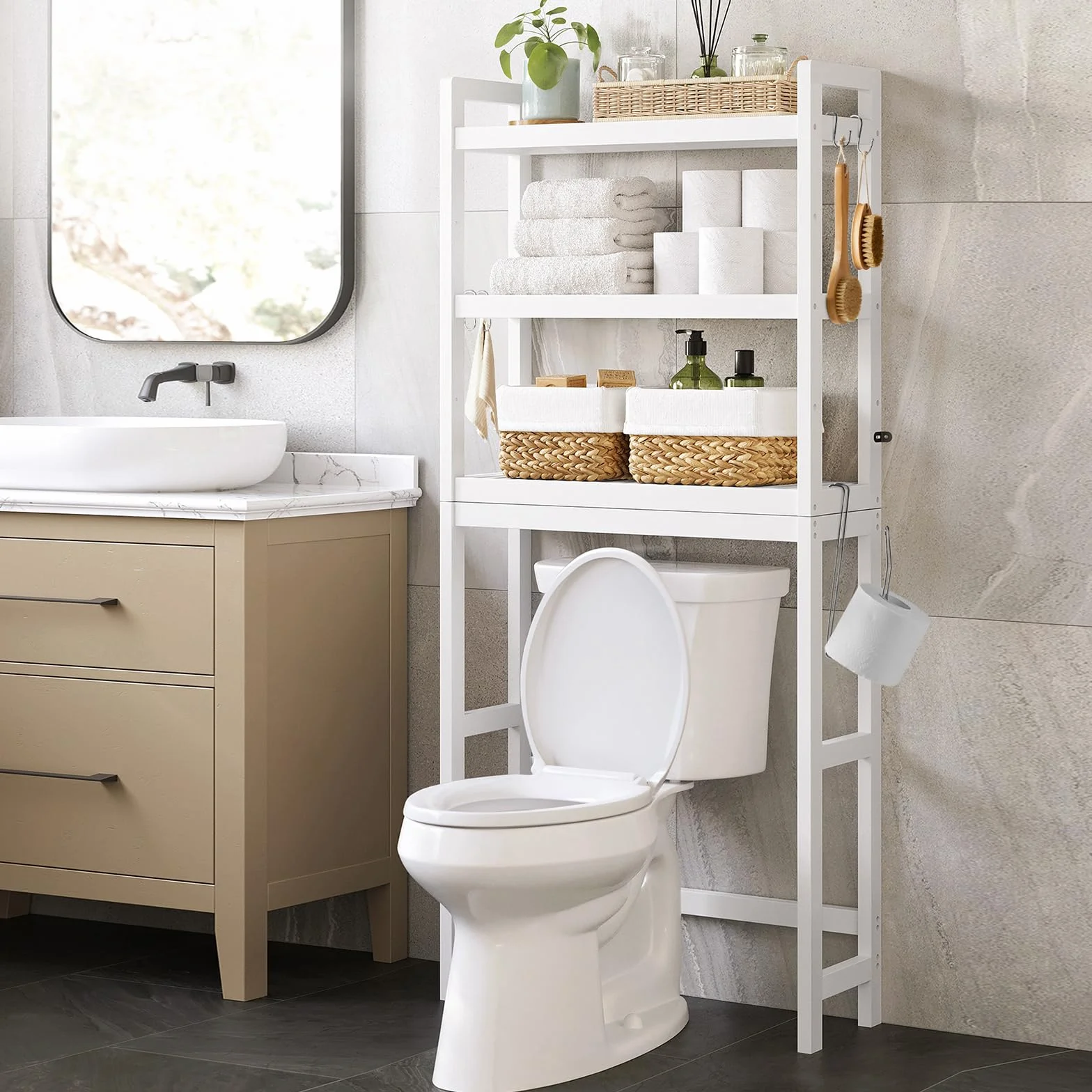 SONGMICS Étagère WC, Rangement au-Dessus des Toilettes, 3 Niveaux, avec Étagère Réglable, Convient à la Plupart des Toilettes, Gain de Place, Montage Facile, Blanc Nuage BTS01WT