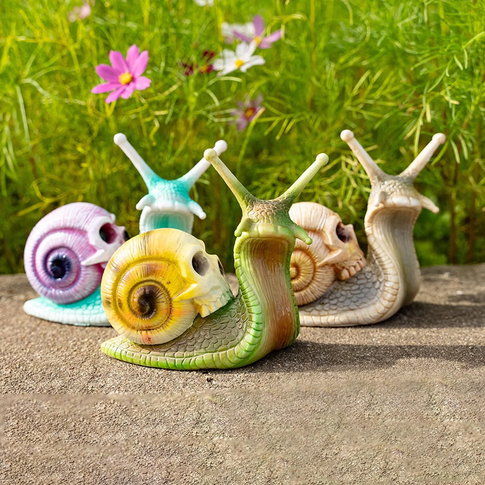 Halloween Escargot Crâne Statue Résine Gothique Jardin Ornement Figurine (Marron clair)