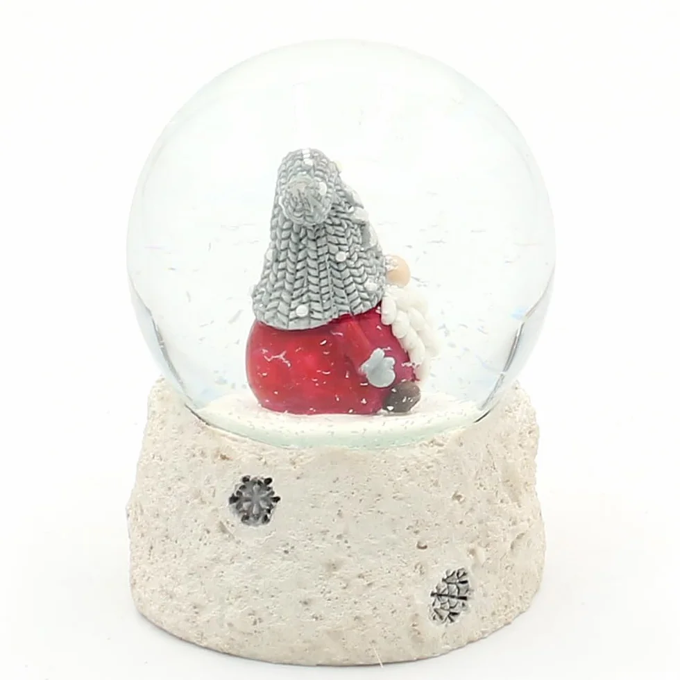 Boule à Neige Lutin de Noël avec Bonnet Gris sur Socle Blanc, L/l/H/Ø 6,5 x 6,5 x 8,8 cm, Ø 6,5 cm