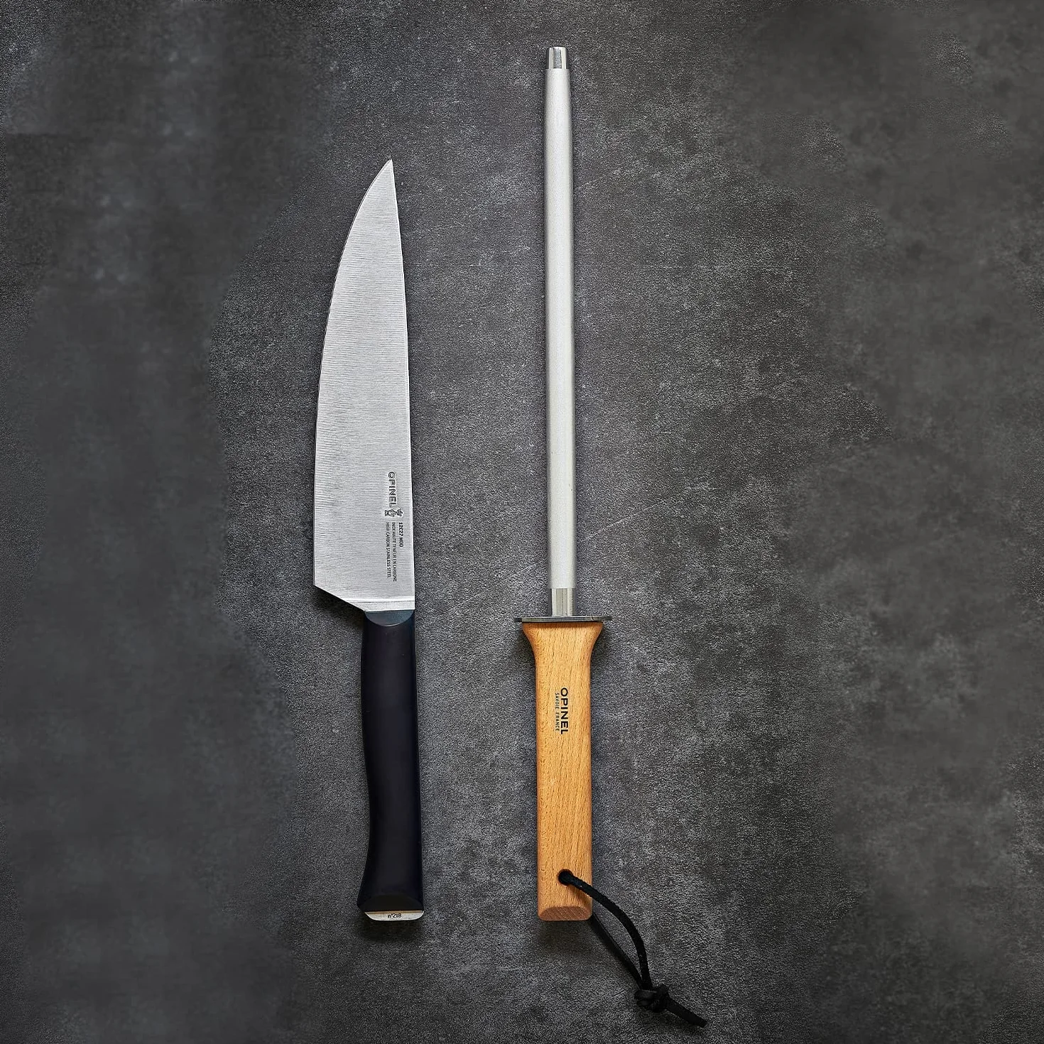 Opinel - Fusil à Aiguiser Revêtement Diamant - Ø 13 mm, Longueur 25 cm - Affûtage Couteaux de Cuisine - Manche Hêtre, Lanière Cuir - Fabrication Française